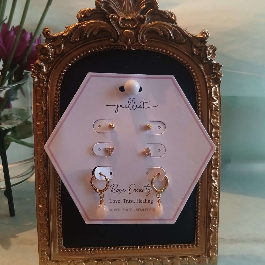Rose Quartz Set By Juilliet